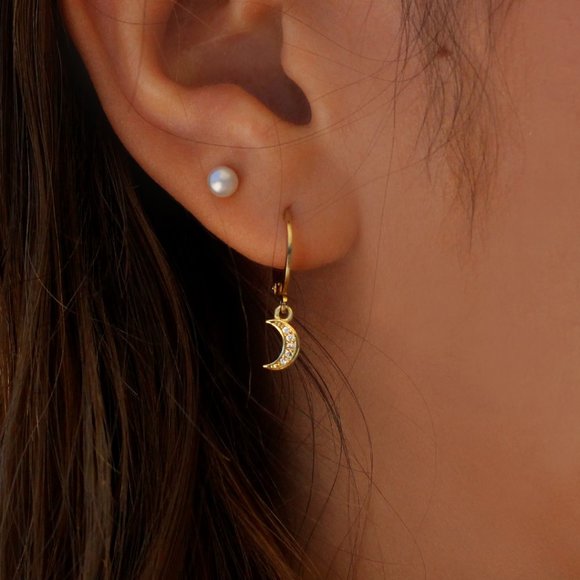 Delicate Moon Gold Cuff Earrings - Picture 2 of 2